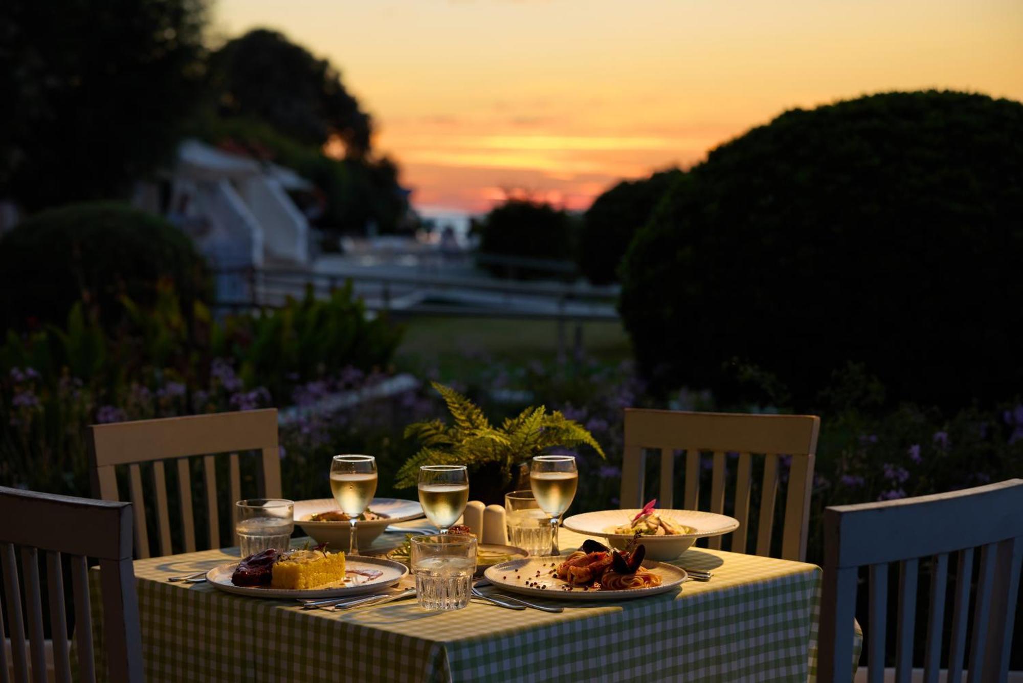 Blue Bay Beach Resort イアリソス エクステリア 写真