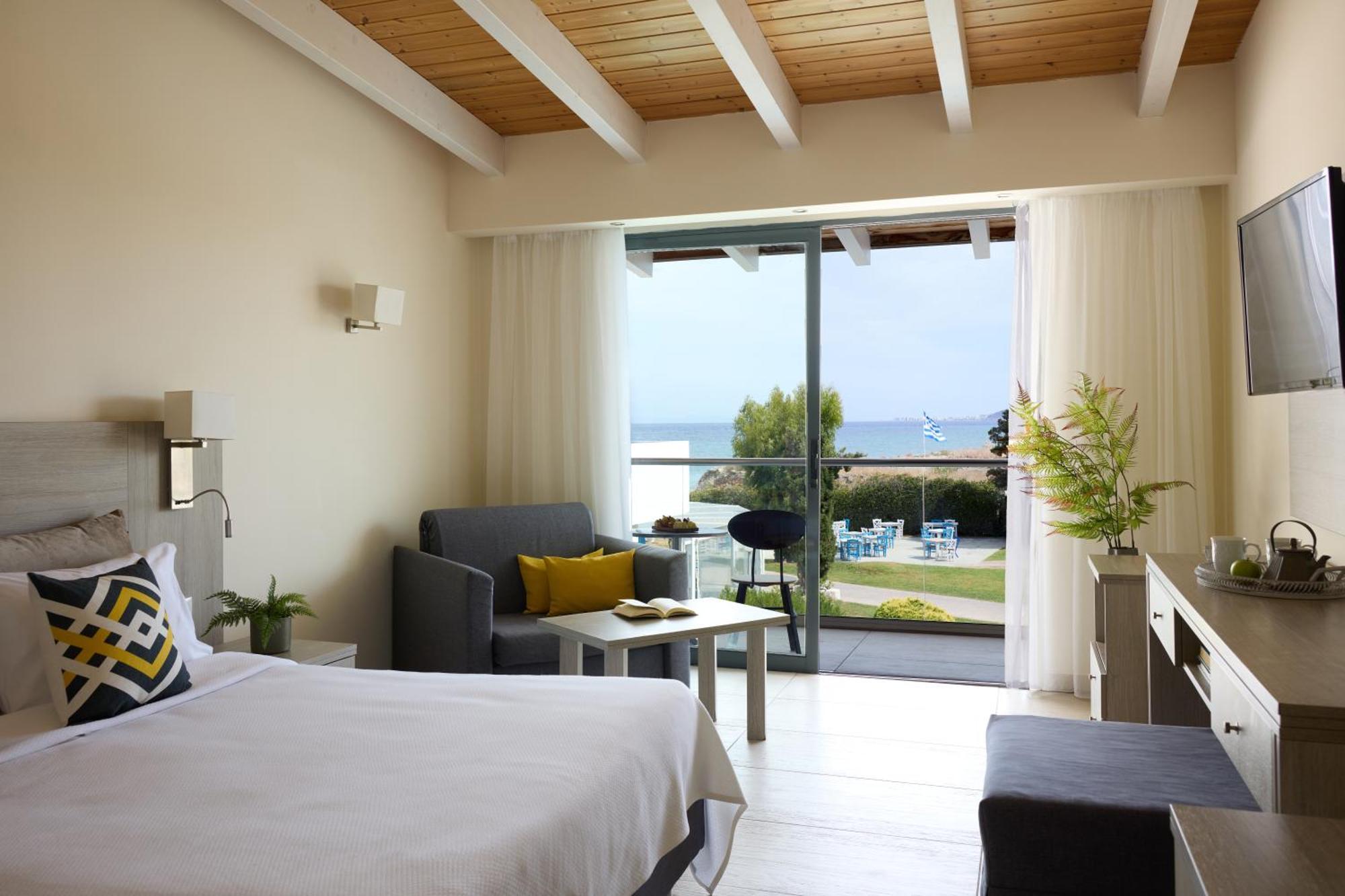 Blue Bay Beach Resort イアリソス エクステリア 写真